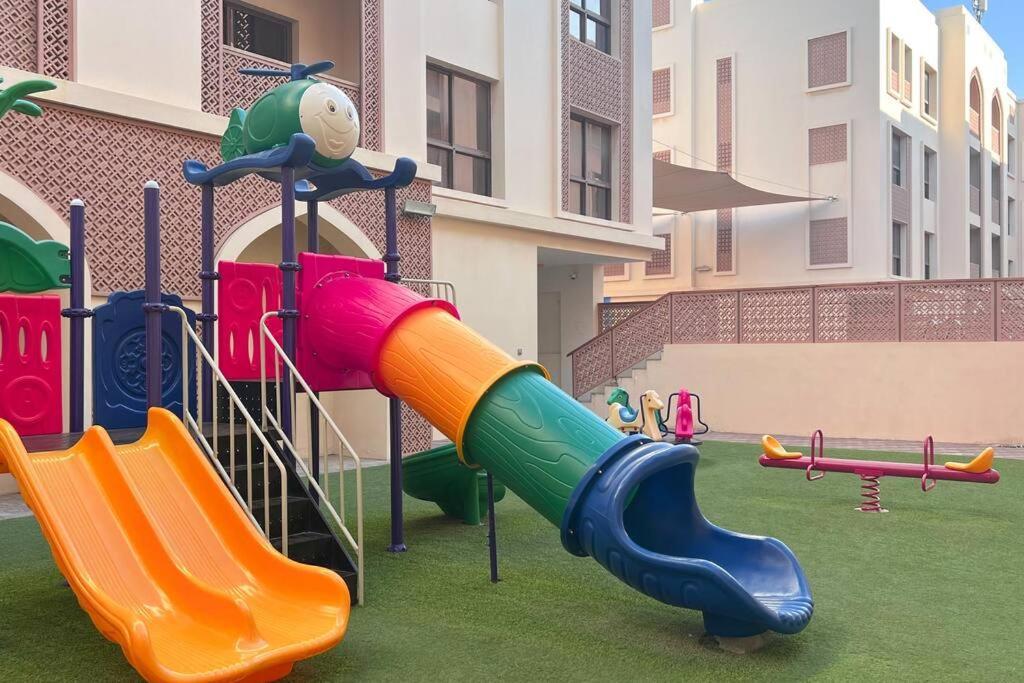 Near Centre Mall, Pool, Gym Appartement *