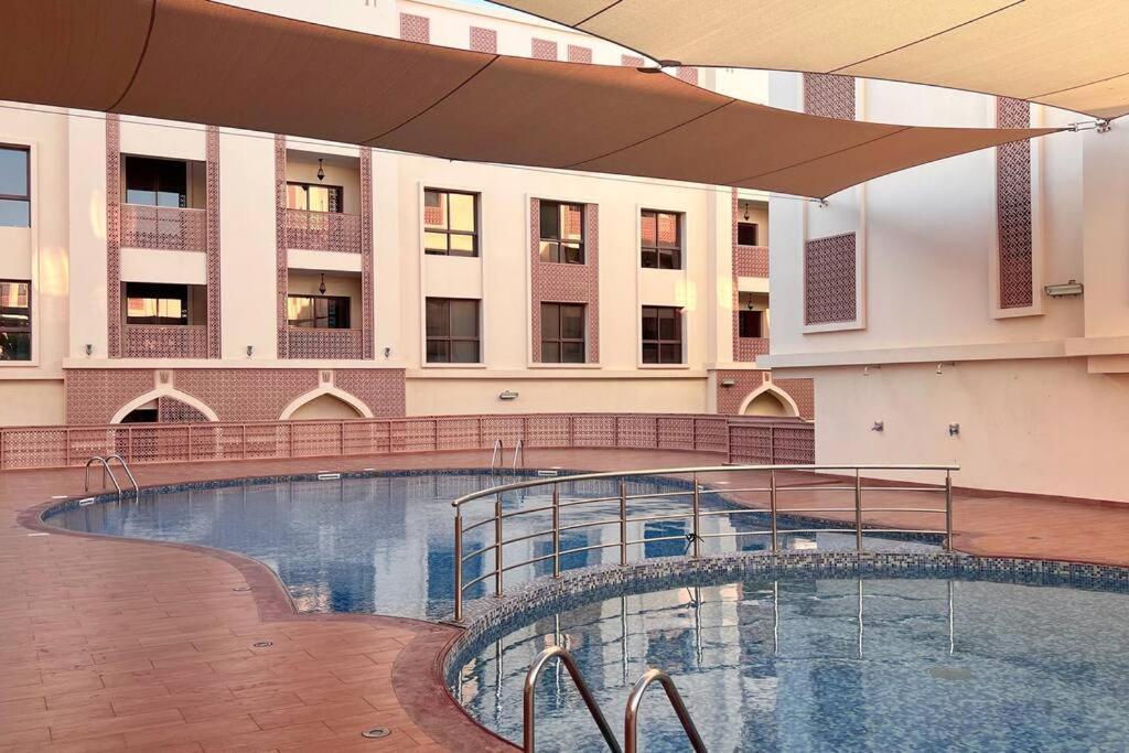 Near Centre Mall, Pool, Gym Mascate