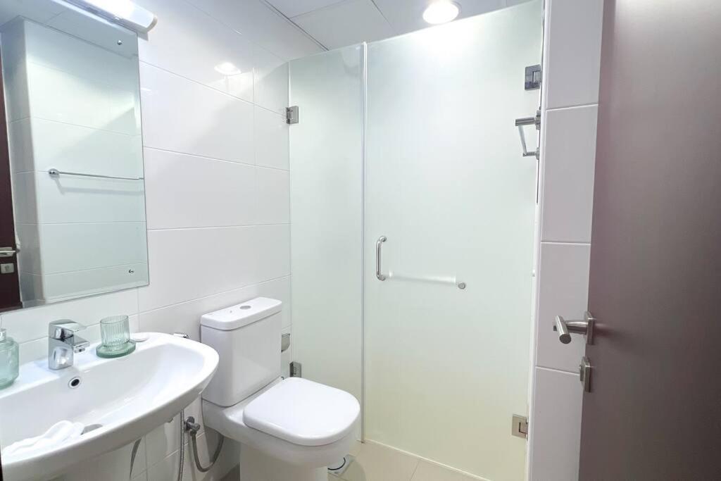 Appartement Near Centre Mall, Pool, Gym Mascate